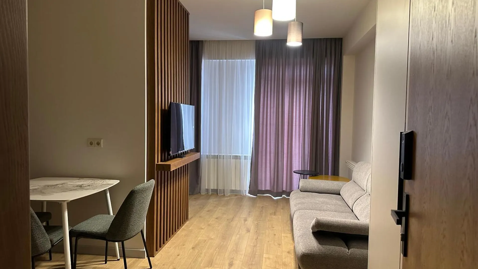 Pearl Of Avlabari 4 09A Studio Tbilisi